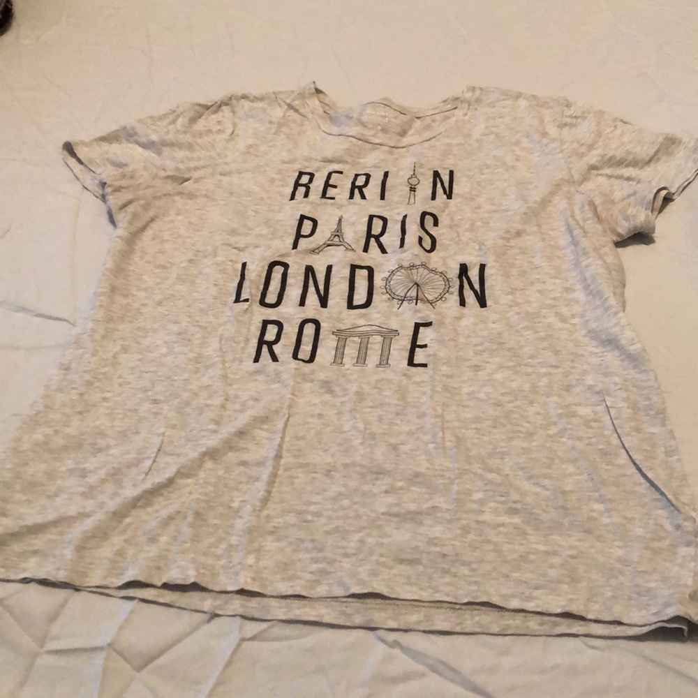 Light grey statement tee